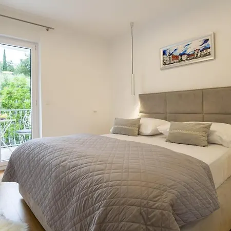 Luxury Apartment Lionessa Split Exterior photo
